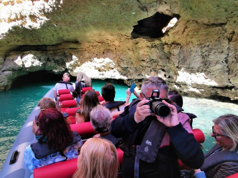 Private Boat Tour From Albufeira - We are passionate about the Sea and the wonderful conditions that the Algarve region...